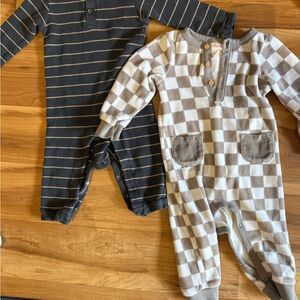 Cat & Jack Blue Striped and Gray Checkered Footies